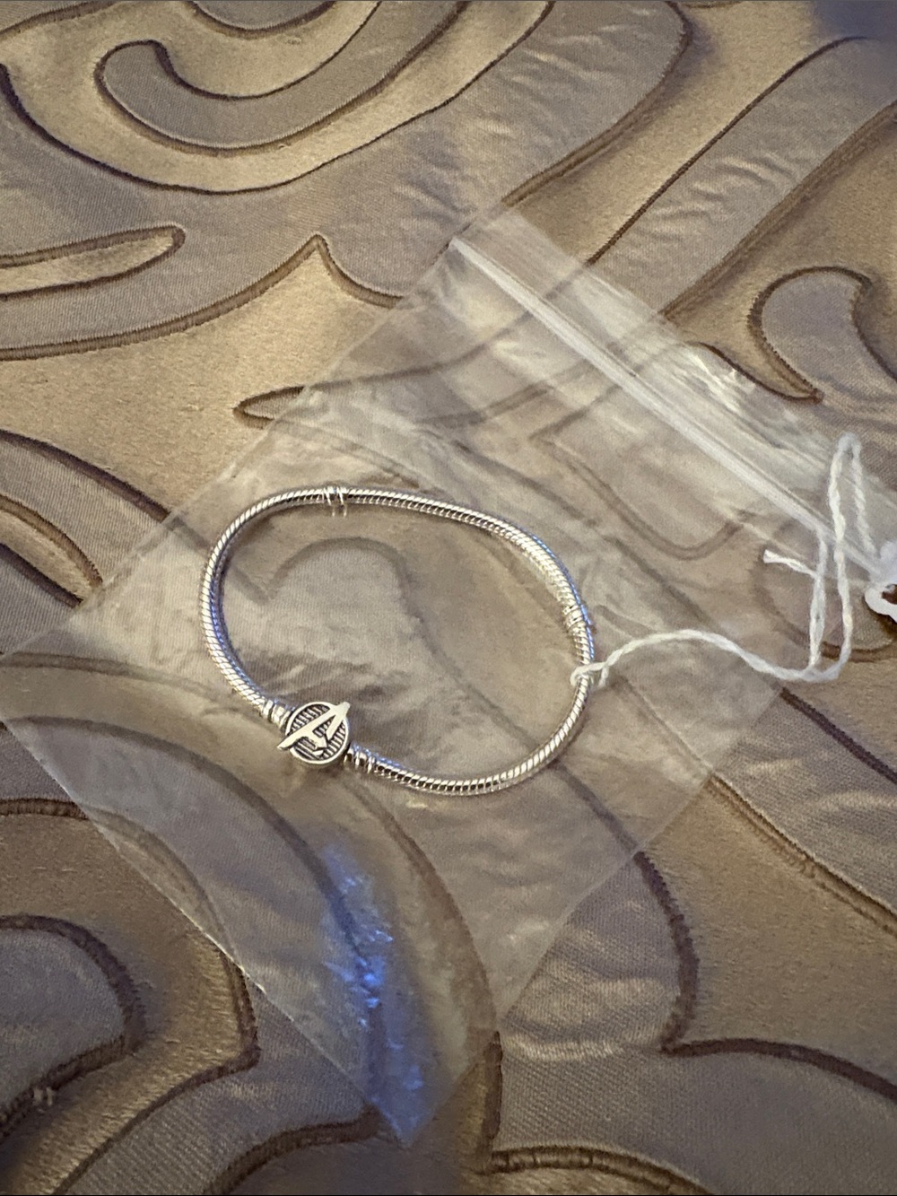 Pandora Moments Marvel The Avengers Logo Clasp Snake Chain Bracelet